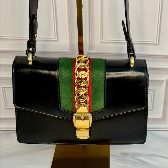 Gucci Black Sylvie Leather Shoulder Bag | Sherry Line | Full Inclusion - Picture 5 of 13